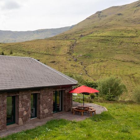 Heather Lodge With Sea And Mountain Views Leenaun Oda fotoğraf